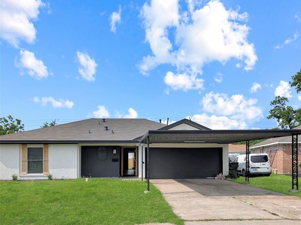 10938 Fleming Dr, Houston, TX 77013