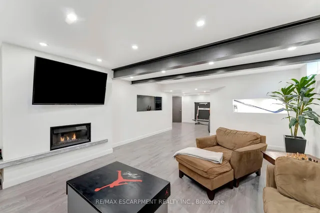 Additional image 28 of 349 Valridge Dr