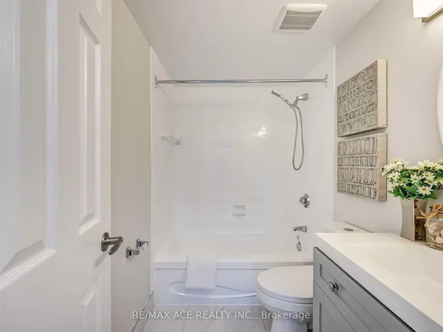 Additional image 9 of 757 Victoria Park Ave Unit 207