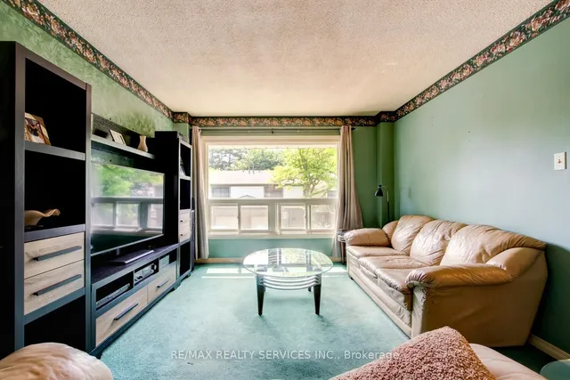 Additional image 6 of 112 Ashton Cres Unit 112