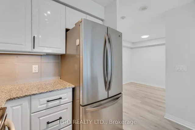 Additional image 21 of 16 Yonge St Unit 2007