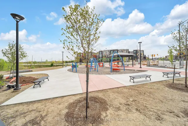 Additional image 40 of 215 Veterans Dr Unit 304