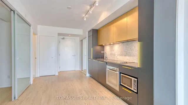 Additional image 8 of 85 Wood St Unit 2607