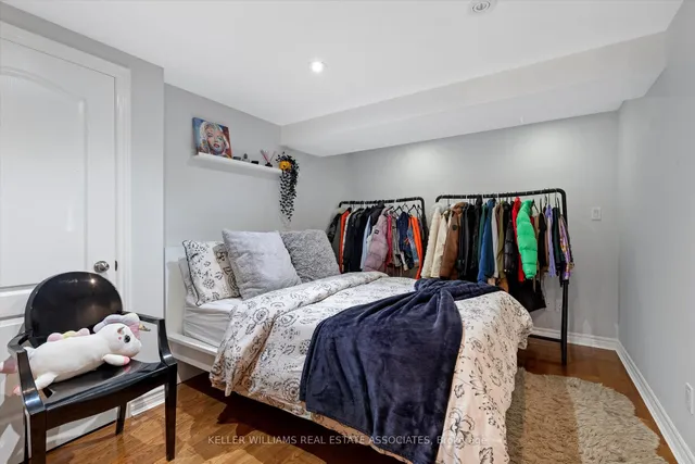 Additional image 28 of 43 Viella St