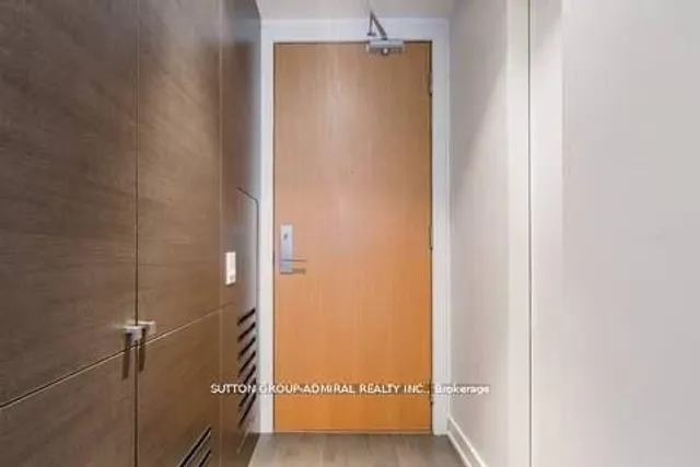 Additional image 5 of 629 King St Unit 329