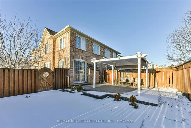 Additional image 39 of 5915 Whitehorn Ave