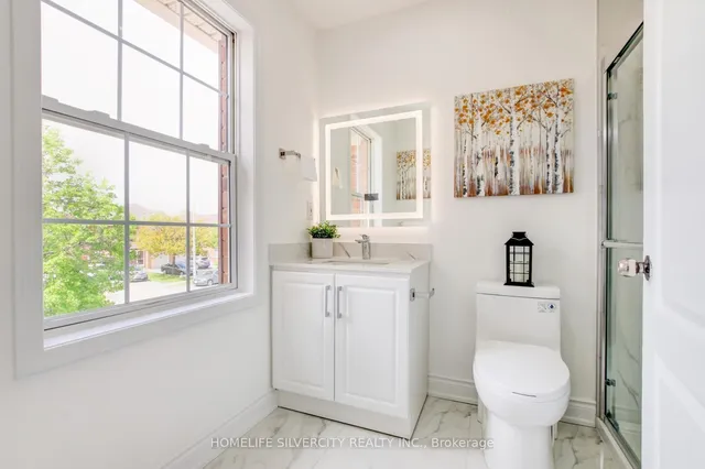 Additional image 22 of 31 Garibaldi Dr