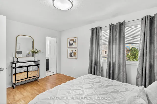 Additional image 22 of 107 Narrow Valley Cres