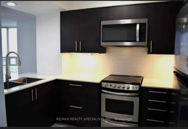 Additional image 14 of 50 Eglinton Ave Unit 605