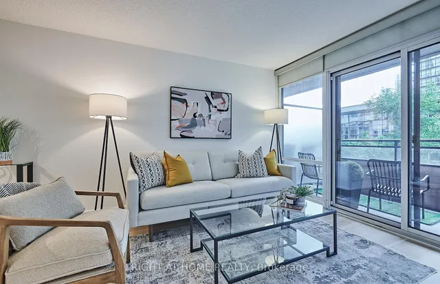 Additional image 5 of 4K Spadina Ave Unit 323