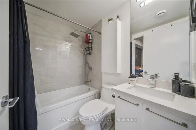 Additional image 8 of 14 York St Unit 512