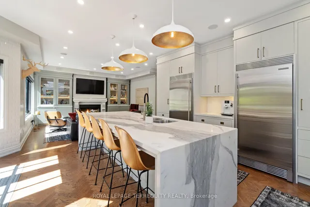 Additional image 11 of 1080 Royal York Rd