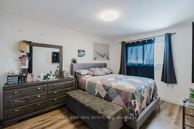 Additional image 12 of 859 Upper Ottawa St