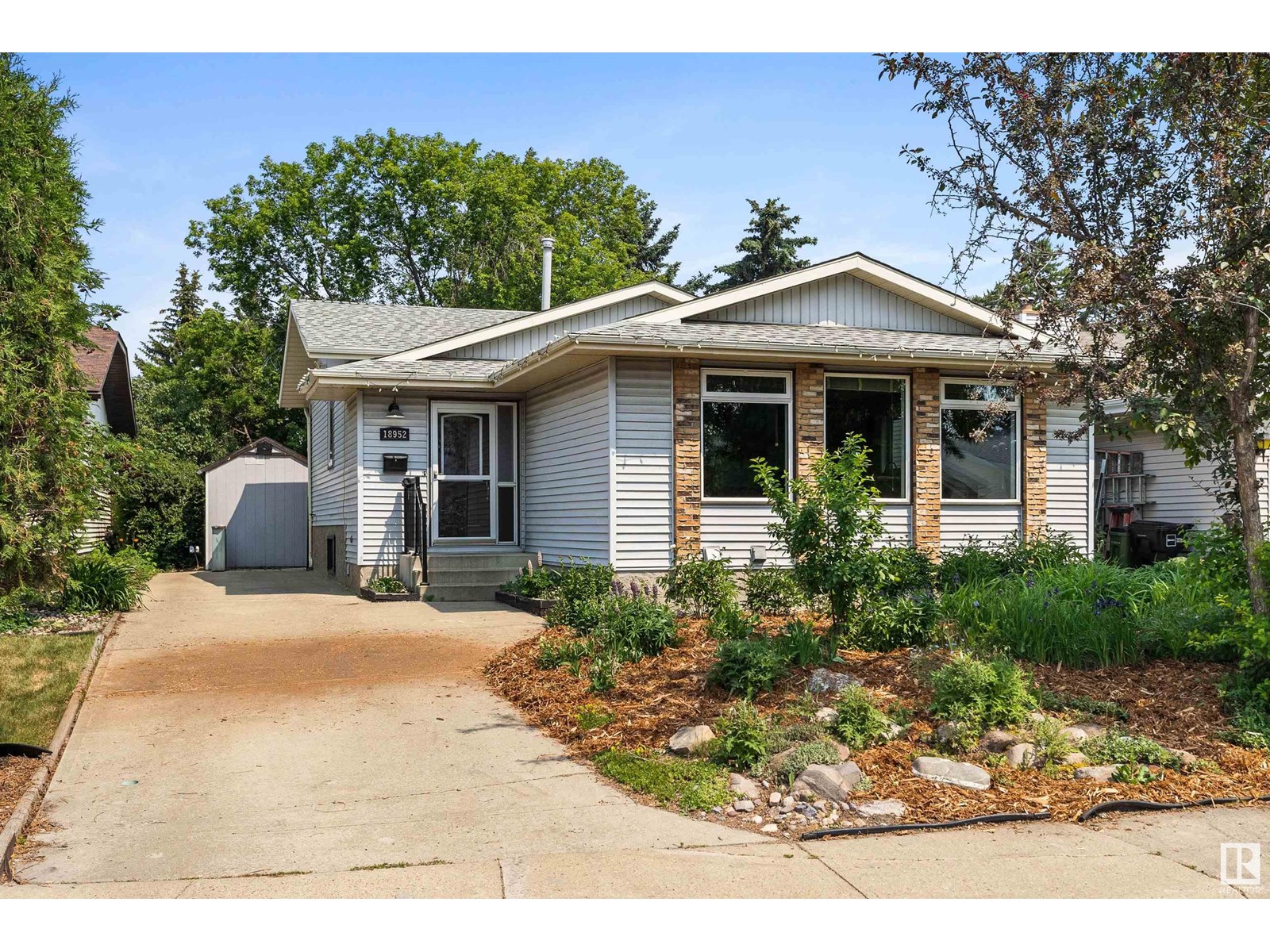 18952 82 AV NW|Edmonton, Alberta T5T5C6