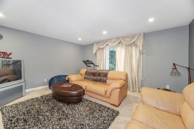 Additional image 14 of 112 Elderwood Pl