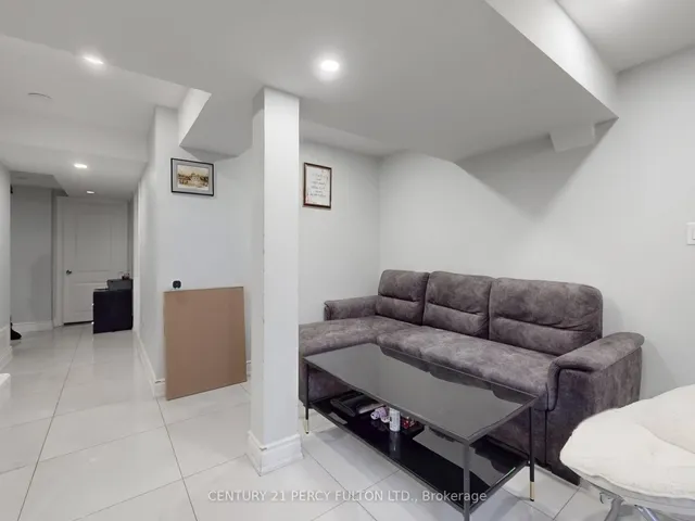 Additional image 33 of 96 Humberstone Cres