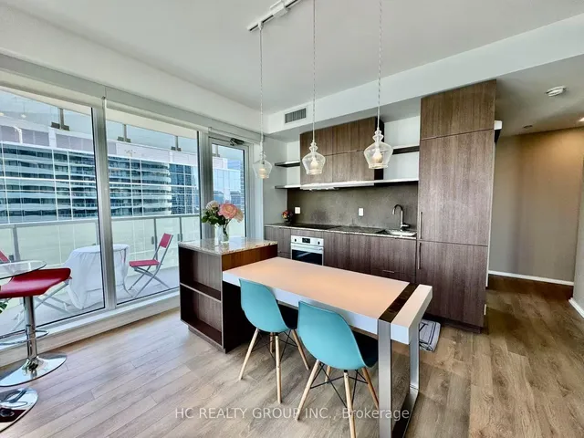 Additional image 12 of 197 Yonge St Unit 2005