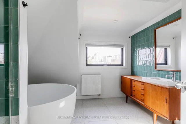 Additional image 30 of 182 Herkimer St