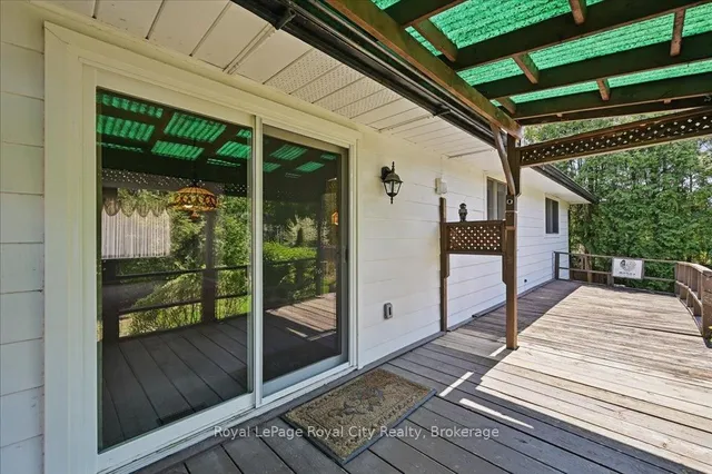 Additional image 46 of 701 Castleguard Cres