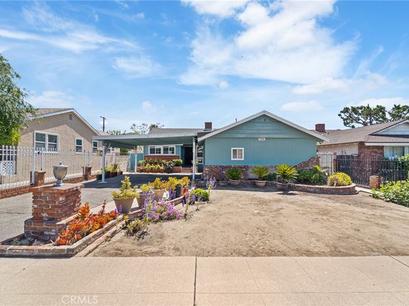 7426 Lemp Ave, North Hollywood, CA 91605