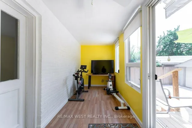 Additional image 11 of 450 Quebec Ave