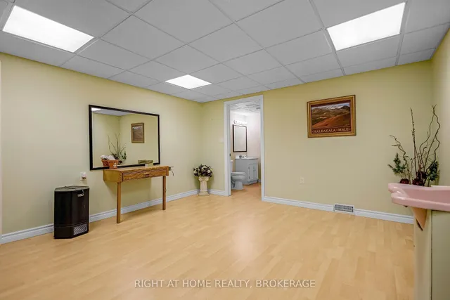 Additional image 38 of 1054 Augustus Dr