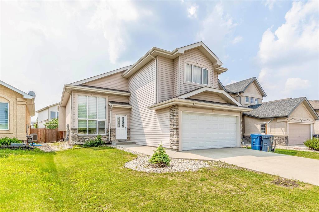 10 Grassy Lake Drive|Winnipeg, Manitoba R3Y0E8