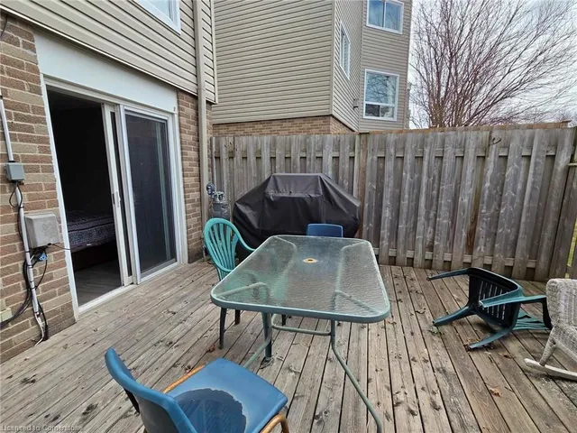 Additional image 17 of 60 Elmsdale Dr Unit 9