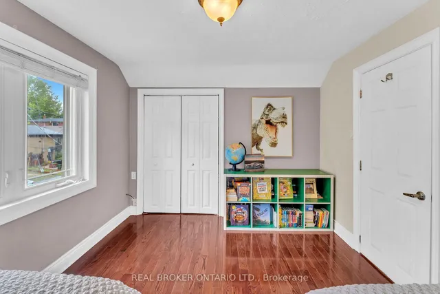 Additional image 20 of 20 Dunraven Dr