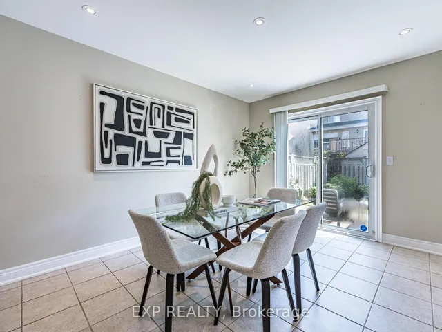 Additional image 7 of 1082 Knotty Pine Grve