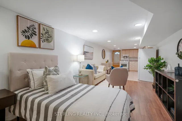 Additional image 28 of 13 Auburn Ave