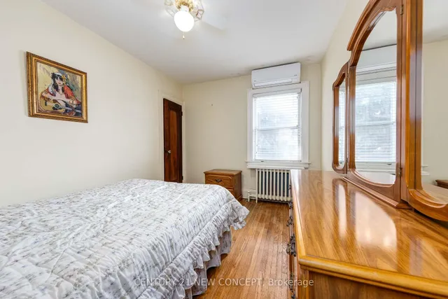 Additional image 25 of 52 Frankdale Ave