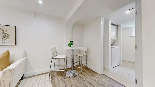 Additional image 28 of 174 Linden Ave