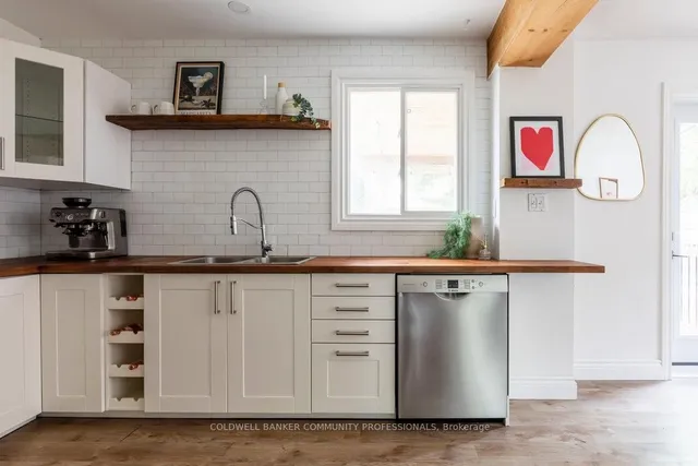 Additional image 12 of 14 Martin Rd