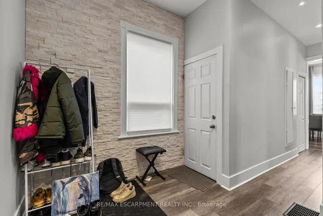 Additional image 14 of 181 West Ave