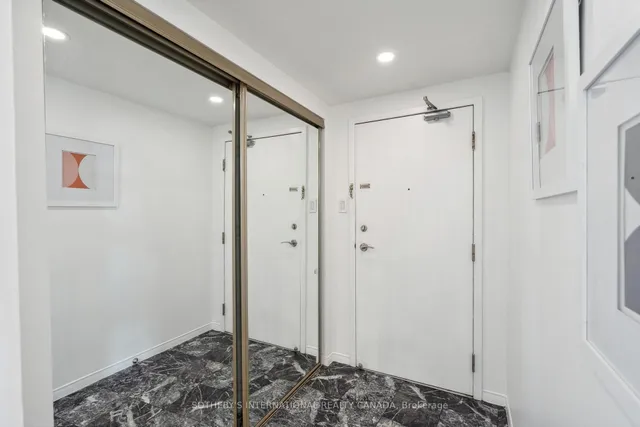 Additional image 2 of 99 Harbour Sq Unit 3212