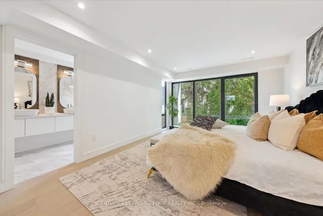 Additional image 19 of 257 Robina Ave