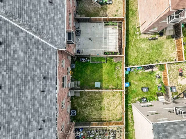 Additional image 43 of 91 New Pines Tr