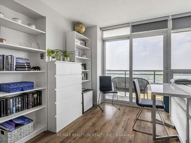 Additional image 4 of 38 Joe Shuster Way Unit 2011