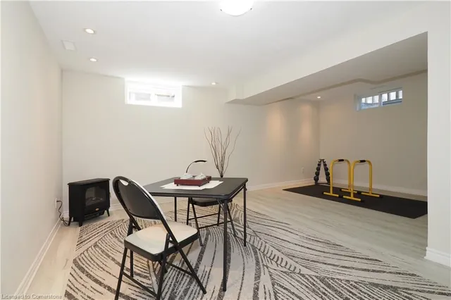 Additional image 32 of 21 Dawn Ridge Dr