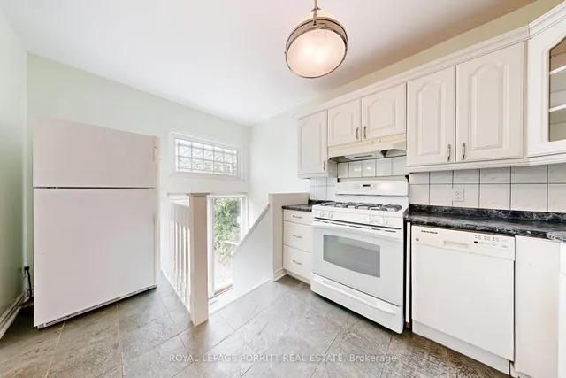 Additional image 15 of 25 Ash Cres