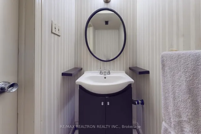 Additional image 21 of 77 Margaret Ave