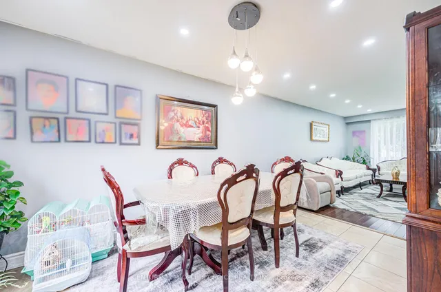 Additional image 19 of 1730 Albion Rd Unit 29