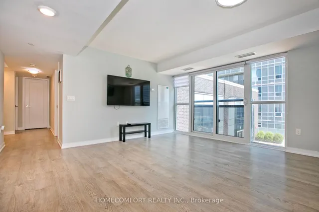 Additional image 14 of 275 Village Green Sq Unit 417