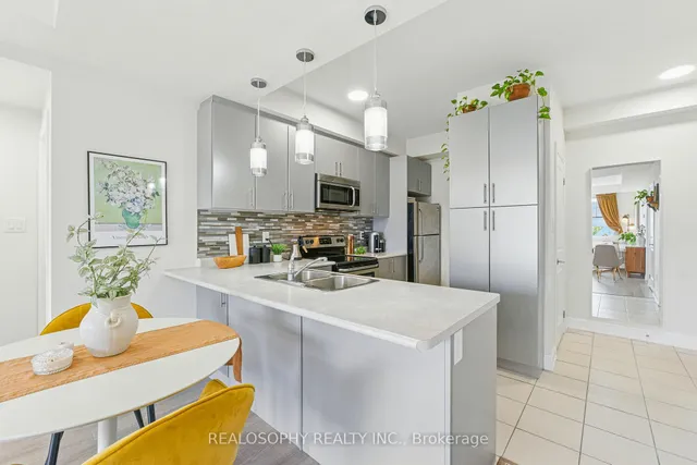 Additional image 10 of 2333 Sawgrass Dr Unit 304