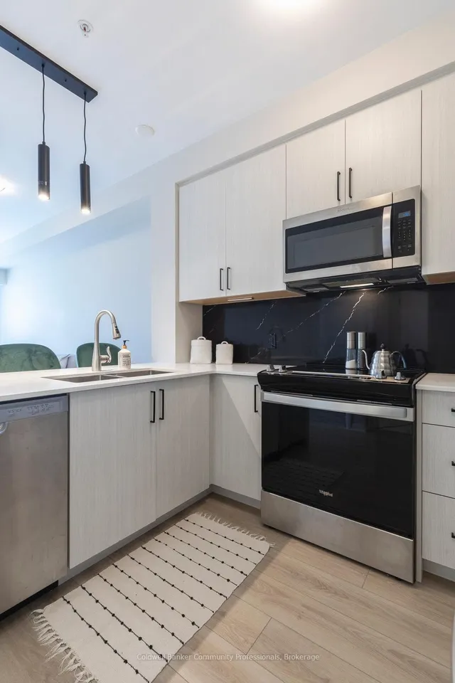 Additional image 9 of 120 Springvalley Cres Unit 208