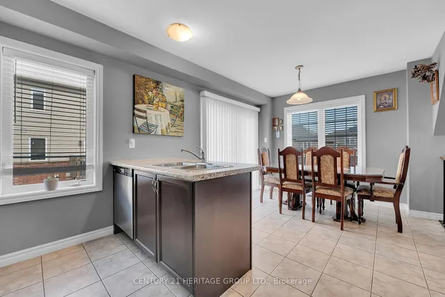 Additional image 19 of 2 England Terr