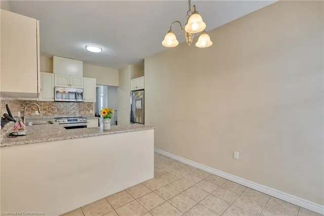 Additional image 17 of 21 Stickland Lane