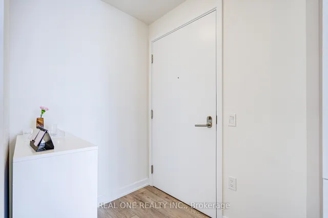 Additional image 8 of 28 Freeland St Unit 1810