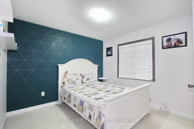 Additional image 28 of 14 Lisson Cres